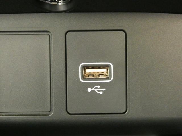 フィット ｅ：ＨＥＶネス　ワンオーナー　９インチナビ　バックカメラ　ドラレコ　ＥＴＣ　アダプティブクルーズコントロール　Ｂｌｕｅｔｏｏｔｈ　ＵＳＢ入力端子　ＬＥＤヘッドライト　衝突被害軽減ブレーキ　純正アルミホイール　禁煙車（43枚目）