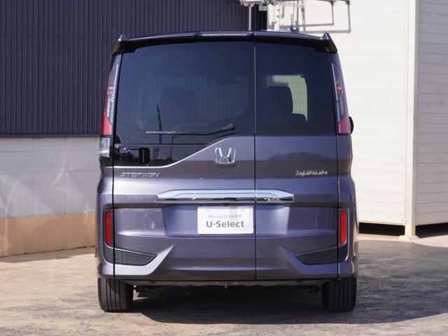 ステップワゴンスパーダ スパーダホンダセンシング　ワンオーナー　９インチナビ　バックカメラ　ドラレコ　ＥＴＣ２．０　アダプティブクルーズコントロール　両側電動スライドドア　Ｂｌｕｅｔｏｏｔｈ　ＬＥＤヘッドライト　衝突被害軽減ブレーキ　禁煙車（8枚目）