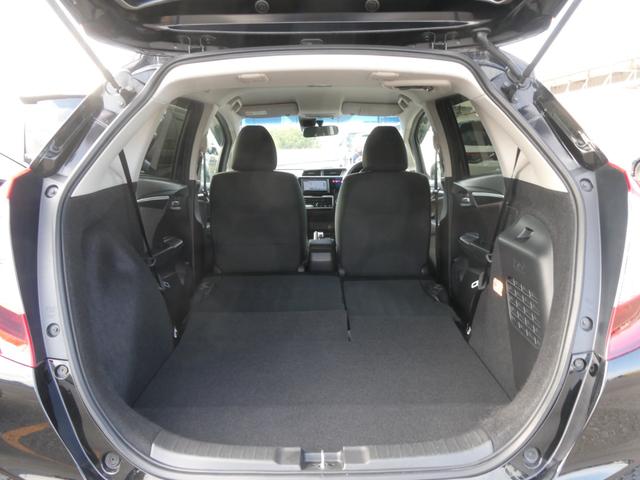 フィットハイブリッド Ｆパッケージコンフォートエディション　７インチナビ　バックカメラ　ＥＴＣ　Ｂｌｕｅｔｏｏｔｈ　ＵＳＢ入力端子　ＬＥＤヘッドライト　衝突被害軽減ブレーキ　　スペアキー有　オートエアコン　アイドリングストップ　電動格納ドアミラー　禁煙車（18枚目）