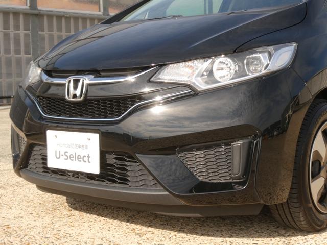 フィットハイブリッド Ｆパッケージコンフォートエディション　７インチナビ　バックカメラ　ＥＴＣ　Ｂｌｕｅｔｏｏｔｈ　ＵＳＢ入力端子　ＬＥＤヘッドライト　衝突被害軽減ブレーキ　　スペアキー有　オートエアコン　アイドリングストップ　電動格納ドアミラー　禁煙車（38枚目）