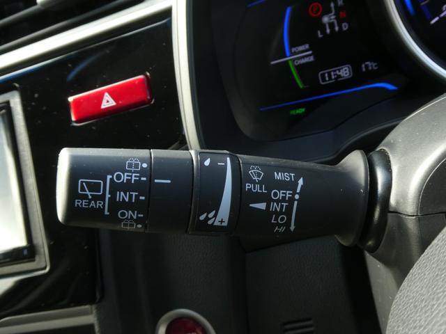 フィットハイブリッド Ｆパッケージコンフォートエディション　７インチナビ　バックカメラ　ＥＴＣ　Ｂｌｕｅｔｏｏｔｈ　ＵＳＢ入力端子　ＬＥＤヘッドライト　衝突被害軽減ブレーキ　　スペアキー有　オートエアコン　アイドリングストップ　電動格納ドアミラー　禁煙車（47枚目）