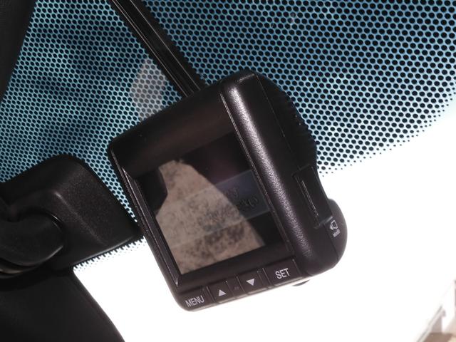 フィットハイブリッド Lホンダセンシング 7インチナビ バックカメラ ETC アダプティブクルーズコントロール Bluetooth USB入力端子 LEDヘッドライト 衝突被害軽減ブレーキ スマートキー フルセグ オートエアコン 禁煙車(6枚目)