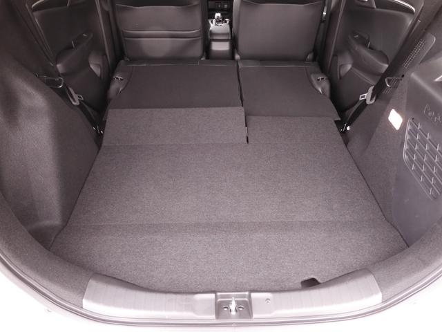 フィットハイブリッド Lホンダセンシング 7インチナビ バックカメラ ETC アダプティブクルーズコントロール Bluetooth USB入力端子 LEDヘッドライト 衝突被害軽減ブレーキ スマートキー フルセグ オートエアコン 禁煙車(41枚目)