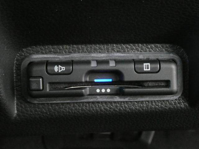 ヴェゼル ｅ：ＨＥＶＺ　ワンオーナー　８インチナビ　バックカメラ　ドラレコ　ＥＴＣ　渋滞追従機能付アダプティブクルーズコントロール　シートヒーター　Ｂｌｕｅｔｏｏｔｈ　ＵＳＢ入力端子　ＬＥＤヘッドライト　パドルシフト　禁煙車（5枚目）