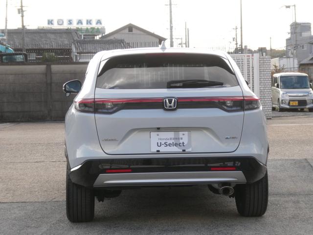 ヴェゼル ｅ：ＨＥＶＺ　ワンオーナー　８インチナビ　バックカメラ　ドラレコ　ＥＴＣ　渋滞追従機能付アダプティブクルーズコントロール　シートヒーター　Ｂｌｕｅｔｏｏｔｈ　ＵＳＢ入力端子　ＬＥＤヘッドライト　パドルシフト　禁煙車（14枚目）