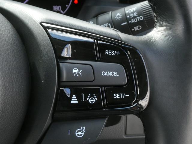 ヴェゼル ｅ：ＨＥＶＺ　ワンオーナー　８インチナビ　バックカメラ　ドラレコ　ＥＴＣ　渋滞追従機能付アダプティブクルーズコントロール　シートヒーター　Ｂｌｕｅｔｏｏｔｈ　ＵＳＢ入力端子　ＬＥＤヘッドライト　パドルシフト　禁煙車（17枚目）