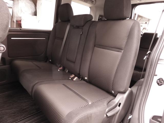 ステップワゴンスパーダ スパーダホンダセンシング ワンオーナー 9インチナビ バックカメラ ドラレコ ETC2.0 アダプティブクルーズコントロール 両側電動スライドドア Bluetooth LEDヘッドライト 衝突被害軽減ブレーキ パドルシフト(8枚目)