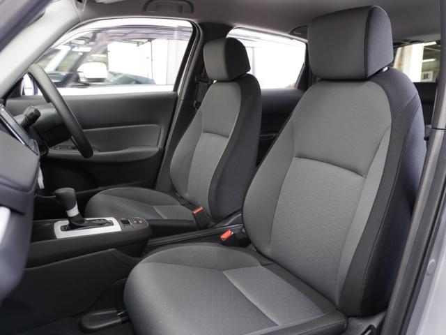 フィット e:HEVベーシック ワンオーナー 8インチナビ バックカメラ ETC アダプティブクルーズコントロール Bluetooth USB入力端子 LEDヘッドライト 衝突被害軽減ブレーキ スマートキー フルセグ 禁煙車(8枚目)