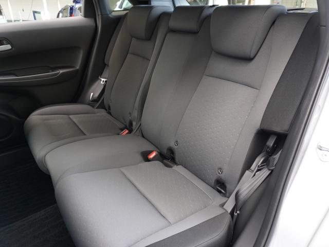 フィット e:HEVベーシック ワンオーナー 8インチナビ バックカメラ ETC アダプティブクルーズコントロール Bluetooth USB入力端子 LEDヘッドライト 衝突被害軽減ブレーキ スマートキー フルセグ 禁煙車(9枚目)