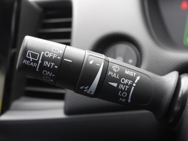 フィット e:HEVベーシック ワンオーナー 8インチナビ バックカメラ ETC アダプティブクルーズコントロール Bluetooth USB入力端子 LEDヘッドライト 衝突被害軽減ブレーキ スマートキー フルセグ 禁煙車(48枚目)