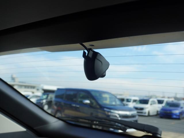 ヴェゼル ｅ：ＨＥＶＺ　ワンオーナー車　ホンダコネクトナビ　バックカメラ　前後ドラレコ　ＥＴＣ２．０　シートヒーター　Ｂｌｕｅｔｏｏｔｈ　ＵＳＢ入力端子　ＬＥＤオートライト　パドルシフト　ブラインドスポットモニター（7枚目）