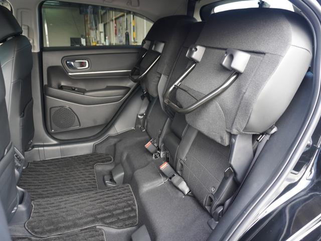 ヴェゼル ｅ：ＨＥＶＺ　ワンオーナー車　ホンダコネクトナビ　バックカメラ　前後ドラレコ　ＥＴＣ２．０　シートヒーター　Ｂｌｕｅｔｏｏｔｈ　ＵＳＢ入力端子　ＬＥＤオートライト　パドルシフト　ブラインドスポットモニター（12枚目）