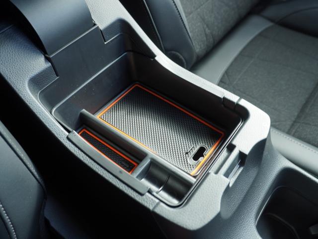 ヴェゼル ｅ：ＨＥＶＺ　ワンオーナー車　ホンダコネクトナビ　バックカメラ　前後ドラレコ　ＥＴＣ２．０　シートヒーター　Ｂｌｕｅｔｏｏｔｈ　ＵＳＢ入力端子　ＬＥＤオートライト　パドルシフト　ブラインドスポットモニター（34枚目）