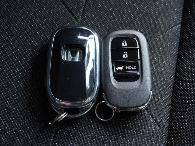 ヴェゼル ｅ：ＨＥＶＺ　ワンオーナー車　ホンダコネクトナビ　バックカメラ　前後ドラレコ　ＥＴＣ２．０　シートヒーター　Ｂｌｕｅｔｏｏｔｈ　ＵＳＢ入力端子　ＬＥＤオートライト　パドルシフト　ブラインドスポットモニター（78枚目）