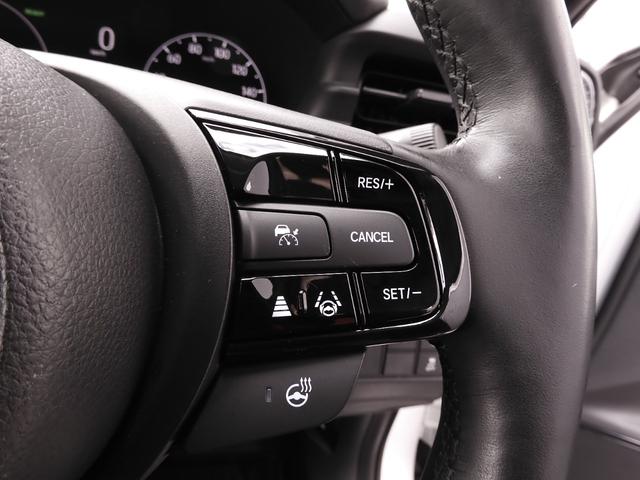 ヴェゼル ｅ：ＨＥＶＺ　４ＷＤ　ワンオーナー　いまコレ＋新品マット付　９インチナビ　バックカメラ　ドラレコ　ＥＴＣ２．０　渋滞追従機能付アダプティブクルーズコントロール　シートヒーター　Ｂｌｕｅｔｏｏｔｈ　純正アルミホイール（19枚目）