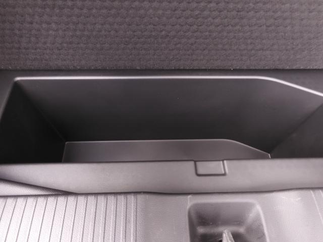 ヴェゼル ｅ：ＨＥＶＺ　４ＷＤ　ワンオーナー　いまコレ＋新品マット付　９インチナビ　バックカメラ　ドラレコ　ＥＴＣ２．０　渋滞追従機能付アダプティブクルーズコントロール　シートヒーター　Ｂｌｕｅｔｏｏｔｈ　純正アルミホイール（61枚目）