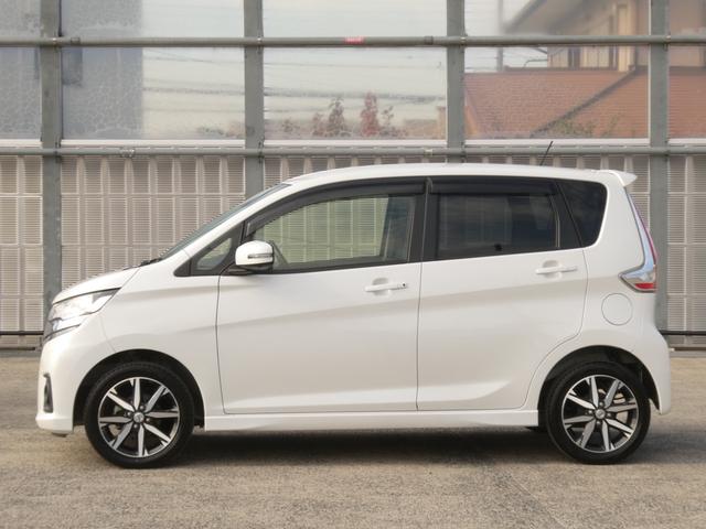 デイズ ハイウェイスターＧターボ　７型ナビ　マルチビューカメラ　低速衝突軽減ブレーキ　ＨＩＤオートライト　オートハイビーム　アイドリングストップ　純正ドラレコ　フォグライト　ブルートゥース　ＥＴＣ　オートリトラミラー（17枚目）