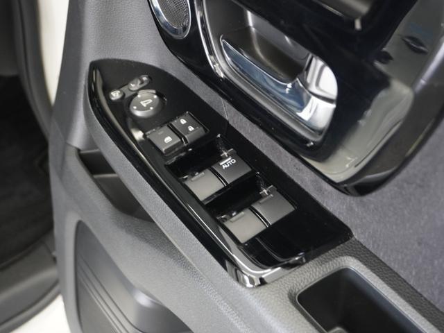 N-BOXカスタム Lターボ 2年保証ナビDレコRカメETC両電扉BT地デジ アダプティブクルーズコントロール Bluetooth 障害物センサー シートヒーター オートハイビーム 純正アルミホイール フルセグTV DVD再生(29枚目)