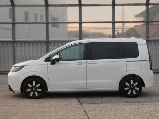 フリード エアーEX デモカー 11インチナビ バックカメラ ドラレコ ETC アダプティブクルーズコントロール 両側電動スライドドア シートヒーター Bluetooth LEDヘッドライト 衝突被害軽減ブレーキ 禁煙車(6枚目)