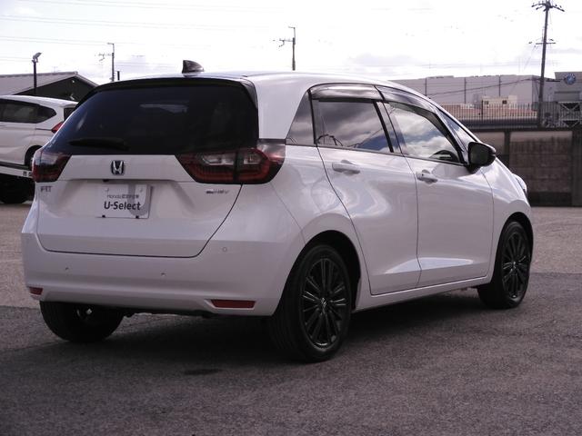 フィット ｅ：ＨＥＶホーム２０周年特別仕様車メゾン　ワンオーナー　９インチナビ　バックカメラ　ドラレコ　ＥＴＣ　アダプティブクルーズコントロール　シートヒーター　Ｂｌｕｅｔｏｏｔｈ　ＵＳＢ入力端子　ＬＥＤヘッドライト　衝突被害軽減ブレーキ　禁煙車（15枚目）