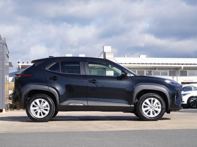 ヤリスクロス Ｇ　ワンオーナー　バックカメラ　ＥＴＣ　クルーズコントロール　Ｂｌｕｅｔｏｏｔｈ　ＵＳＢ入力端子　ＬＥＤヘッドライト　衝突被害軽減ブレーキ　純正アルミホイール　ブラインドスポットモニター　禁煙車（10枚目）