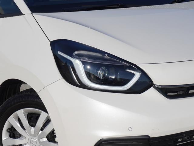 フィット ｅ：ＨＥＶホーム　デモカー　９インチナビ　バックカメラ　ドラレコ　ＥＴＣ　アダプティブクルーズコントロール　Ｂｌｕｅｔｏｏｔｈ　ＵＳＢ入力端子　ＬＥＤヘッドライト　衝突被害軽減ブレーキ　障害物センサー　禁煙車（29枚目）