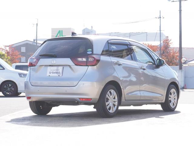 フィット ホーム　ワンオーナー　８インチナビ　バックカメラ　ドラレコ　ＥＴＣ　アダプティブクルーズコントロール　Ｂｌｕｅｔｏｏｔｈ　ＵＳＢ入力端子　ＬＥＤヘッドライト　衝突被害軽減ブレーキ　障害物センサー　禁煙車（16枚目）