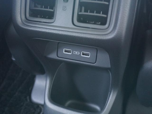 ヴェゼル e:HEVZ ワンオーナー 9インチナビ 全周囲カメラ ドラレコ ETC2.0 渋滞追従機能付アダプティブクルーズ シートヒーター Bluetooth 電動リアゲート 18インチ純正アルミホイール 禁煙車(40枚目)