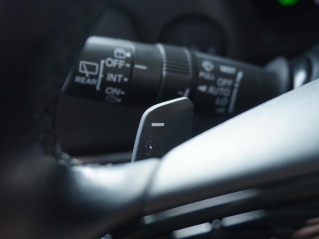 ヴェゼル e:HEVZ ワンオーナー 9インチナビ 全周囲カメラ ドラレコ ETC2.0 渋滞追従機能付アダプティブクルーズ シートヒーター Bluetooth 電動リアゲート 18インチ純正アルミホイール 禁煙車(50枚目)