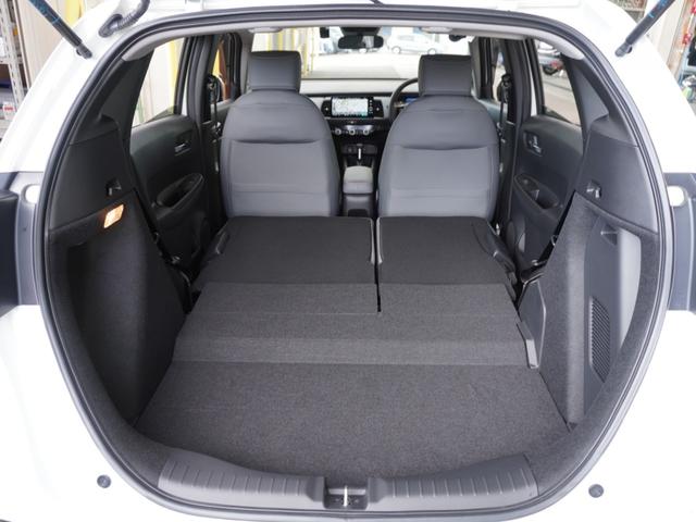 フィット e:HEVRS ワンオーナー 9インチナビ バックカメラ ドラレコ ETC2.0 アダプティブクルーズコントロール Bluetooth USB入力端子 LEDヘッドライト 衝突被害軽減ブレーキ オートハイビーム(13枚目)