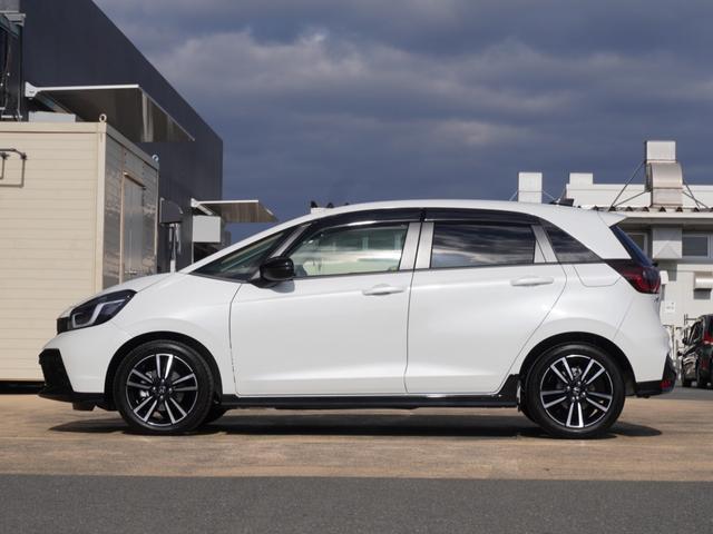 フィット e:HEVRS ワンオーナー 9インチナビ バックカメラ ドラレコ ETC2.0 アダプティブクルーズコントロール Bluetooth USB入力端子 LEDヘッドライト 衝突被害軽減ブレーキ オートハイビーム(17枚目)