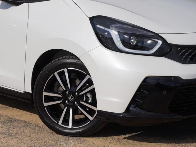 フィット e:HEVRS ワンオーナー 9インチナビ バックカメラ ドラレコ ETC2.0 アダプティブクルーズコントロール Bluetooth USB入力端子 LEDヘッドライト 衝突被害軽減ブレーキ オートハイビーム(28枚目)