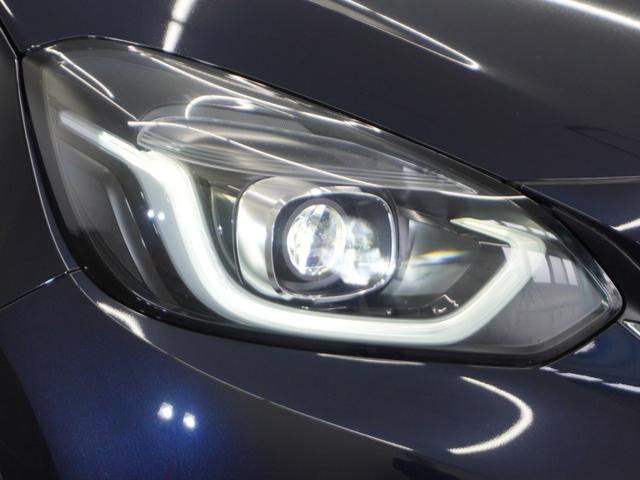 フィット ｅ：ＨＥＶホーム　１年保証ナビＤレコＲカメＥＴＣクルコンＢＴ地デジ　渋滞追従クルーズ　Ｂｌｕｅｔｏｏｔｈ　障害物センサー　デイライト　オートハイビーム　ＵＳＢ接続　衝突軽減ブレーキ　オートブレーキホールド　オートライト（12枚目）