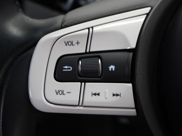 フィット ｅ：ＨＥＶホーム　１年保証ナビＤレコＲカメＥＴＣクルコンＢＴ地デジ　渋滞追従クルーズ　Ｂｌｕｅｔｏｏｔｈ　障害物センサー　デイライト　オートハイビーム　ＵＳＢ接続　衝突軽減ブレーキ　オートブレーキホールド　オートライト（35枚目）