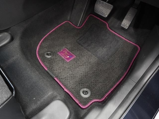 フィット ｅ：ＨＥＶホーム　１年保証ナビＤレコＲカメＥＴＣクルコンＢＴ地デジ　渋滞追従クルーズ　Ｂｌｕｅｔｏｏｔｈ　障害物センサー　デイライト　オートハイビーム　ＵＳＢ接続　衝突軽減ブレーキ　オートブレーキホールド　オートライト（44枚目）