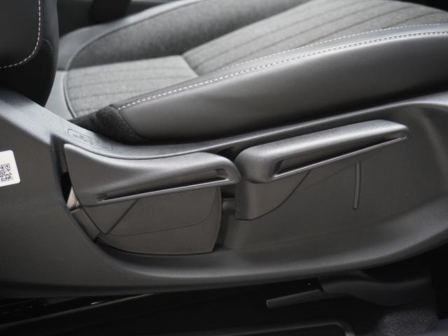 フィット e:HEVホーム デモカー 9インチナビ バックカメラ ドラレコ ETC アダプティブクルーズコントロール Bluetooth USB入力端子 LEDヘッドライト 衝突被害軽減ブレーキ オートハイビーム 禁煙車(40枚目)