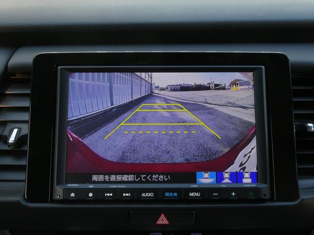 フィット ホーム　ワンオーナー　８インチ純正ナビ　バックカメラ　ＥＴＣ　渋滞追従クルーズ　障害物センサー　シートヒーター　Ｂｌｕｅｔｏｏｔｈ　デイライト　オートハイビーム　禁煙車　ＤＶＤ再生　フルセグ　スペアキー有り（4枚目）