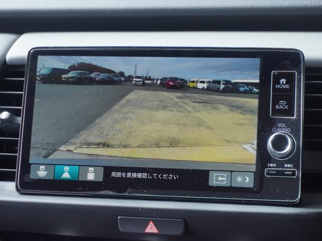 フィット ｅ：ＨＥＶＲＳ　ワンオーナー　９インチナビ　バックカメラ　ドラレコ　ＥＴＣ２．０　アダプティブクルーズコントロール　Ｂｌｕｅｔｏｏｔｈ　ＵＳＢ入力端子　ＬＥＤヘッドライト　衝突被害軽減ブレーキ　減速セレクター　禁煙車（4枚目）