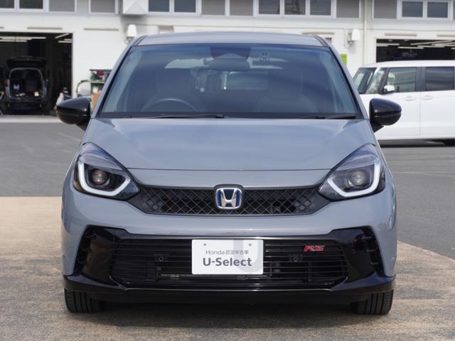 フィット ｅ：ＨＥＶＲＳ　ワンオーナー　９インチナビ　バックカメラ　ドラレコ　ＥＴＣ２．０　アダプティブクルーズコントロール　Ｂｌｕｅｔｏｏｔｈ　ＵＳＢ入力端子　ＬＥＤヘッドライト　衝突被害軽減ブレーキ　減速セレクター　禁煙車（14枚目）