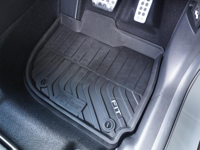 フィット ｅ：ＨＥＶＲＳ　ワンオーナー　９インチナビ　バックカメラ　ドラレコ　ＥＴＣ２．０　アダプティブクルーズコントロール　Ｂｌｕｅｔｏｏｔｈ　ＵＳＢ入力端子　ＬＥＤヘッドライト　衝突被害軽減ブレーキ　減速セレクター　禁煙車（20枚目）