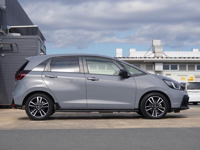 フィット ｅ：ＨＥＶＲＳ　ワンオーナー　９インチナビ　バックカメラ　ドラレコ　ＥＴＣ２．０　アダプティブクルーズコントロール　Ｂｌｕｅｔｏｏｔｈ　ＵＳＢ入力端子　ＬＥＤヘッドライト　衝突被害軽減ブレーキ　減速セレクター　禁煙車（26枚目）