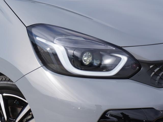 フィット ｅ：ＨＥＶＲＳ　ワンオーナー　９インチナビ　バックカメラ　ドラレコ　ＥＴＣ２．０　アダプティブクルーズコントロール　Ｂｌｕｅｔｏｏｔｈ　ＵＳＢ入力端子　ＬＥＤヘッドライト　衝突被害軽減ブレーキ　減速セレクター　禁煙車（29枚目）