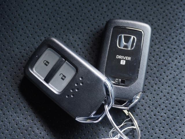 フィット ｅ：ＨＥＶＲＳ　ワンオーナー　９インチナビ　バックカメラ　ドラレコ　ＥＴＣ２．０　アダプティブクルーズコントロール　Ｂｌｕｅｔｏｏｔｈ　ＵＳＢ入力端子　ＬＥＤヘッドライト　衝突被害軽減ブレーキ　減速セレクター　禁煙車（35枚目）