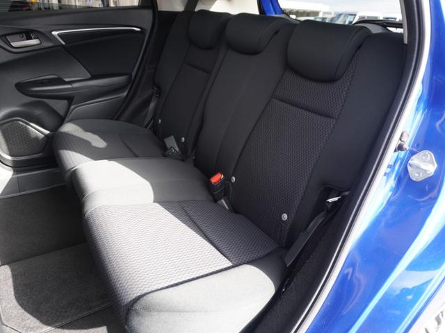 フィット １３Ｇ・Ｌホンダセンシング　ワンオーナー　いまコレ＋新品マット付　７インチナビ　バックカメラ　前後ドラレコ　ＥＴＣ　アダプティブクルーズコントロール　Ｂｌｕｅｔｏｏｔｈ　ＵＳＢ入力端子　ＬＥＤヘッドライト　衝突被害軽減ブレーキ（12枚目）