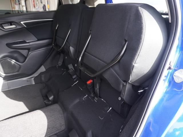 フィット １３Ｇ・Ｌホンダセンシング　ワンオーナー　いまコレ＋新品マット付　７インチナビ　バックカメラ　前後ドラレコ　ＥＴＣ　アダプティブクルーズコントロール　Ｂｌｕｅｔｏｏｔｈ　ＵＳＢ入力端子　ＬＥＤヘッドライト　衝突被害軽減ブレーキ（13枚目）