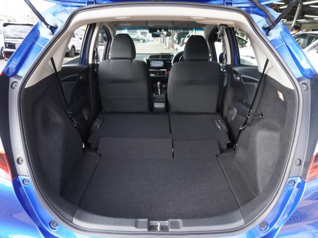 フィット １３Ｇ・Ｌホンダセンシング　ワンオーナー　いまコレ＋新品マット付　７インチナビ　バックカメラ　前後ドラレコ　ＥＴＣ　アダプティブクルーズコントロール　Ｂｌｕｅｔｏｏｔｈ　ＵＳＢ入力端子　ＬＥＤヘッドライト　衝突被害軽減ブレーキ（14枚目）