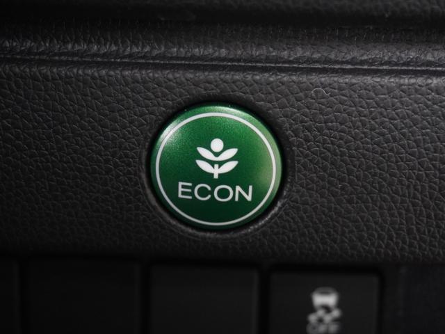 フィットハイブリッド Ｆパッケージコンフォートエディション　７インチナビ　バックカメラ　ＥＴＣ　Ｂｌｕｅｔｏｏｔｈ　ＬＥＤヘッドライト　シートヒーター　衝突被害軽減ブレーキ　横滑り防止装置　フルセグ　電動格納ドアミラー　盗難防止装置　アイドリングストップ（42枚目）