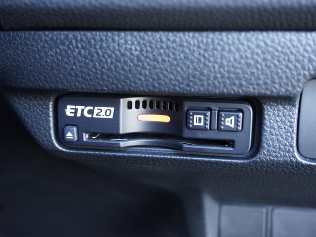 シビック ｅ：ＨＥＶＥＸ　ワンオーナー　９インチＧｏｏｇｌｅ搭載ディスプレー　ドラレコ　ＥＴＣ２．０　バックカメラ　サンルーフ　渋滞追従クルーズ　Ｂｌｕｅｔｏｏｔｈ　障害物センサー　シートヒーター　禁煙車　オートハイビーム（7枚目）