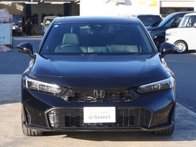 シビック ｅ：ＨＥＶＥＸ　ワンオーナー　９インチＧｏｏｇｌｅ搭載ディスプレー　ドラレコ　ＥＴＣ２．０　バックカメラ　サンルーフ　渋滞追従クルーズ　Ｂｌｕｅｔｏｏｔｈ　障害物センサー　シートヒーター　禁煙車　オートハイビーム（12枚目）