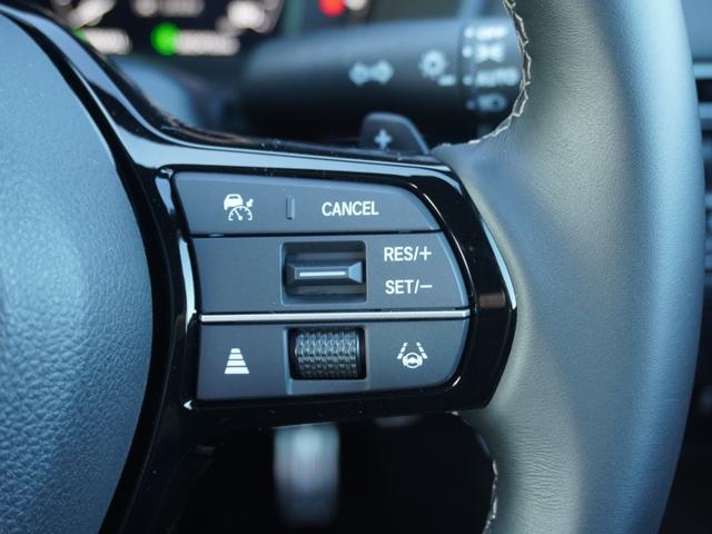 シビック ｅ：ＨＥＶＥＸ　ワンオーナー　９インチＧｏｏｇｌｅ搭載ディスプレー　ドラレコ　ＥＴＣ２．０　バックカメラ　サンルーフ　渋滞追従クルーズ　Ｂｌｕｅｔｏｏｔｈ　障害物センサー　シートヒーター　禁煙車　オートハイビーム（16枚目）